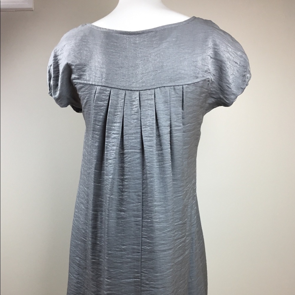 H&M Women’s Dress Short Sleeves with Pockets SZ 4 - Picture 3 of 7